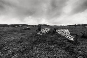 Arbor-Low-Neolithic-henge- monument-Peak-Disrict-UK