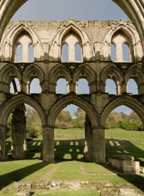 Arches-of-Rievaulx-Abbey-North-York-Moors-England