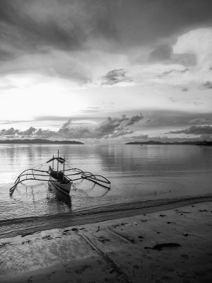 Banka-on-the-shore-Port-Barton-Palawan-Philippines