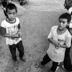 Boys-on-street-Tachilek-Burma