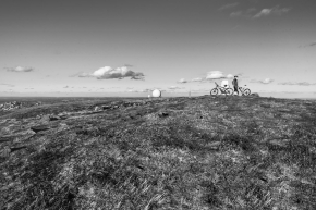 Cyclist-on-Titterstone-Clee-Hill-Great-British-Countryside
