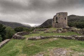 Dolbadarn-Castle-Llanberis-Pass-Snowdonia-North-Wales-Great-Britain