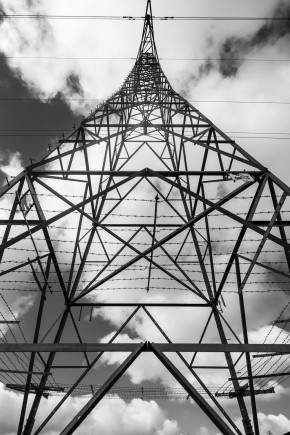 Electricity-pylon-Basingthorpe-Rotherham-England