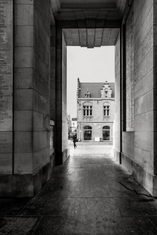 Inside-The-Menin-Gate-looking-out-Ypres-Belgium