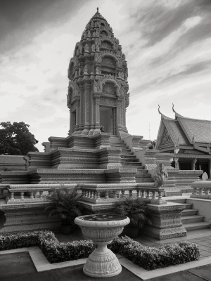 Kantha-Bopha&#039;s-Stupa-at-The-Royal-Palace-Phnom-Penh-Cambodia