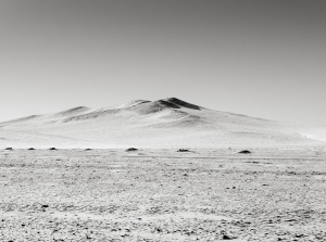 Minimalist-landscape-Gobi-Desert-Mongolia