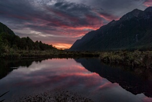 Mirror-lake-at sunset-Fiordland-New-Zealand