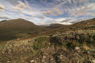 Mountain-landscape-Jotunheimen-Norway_1