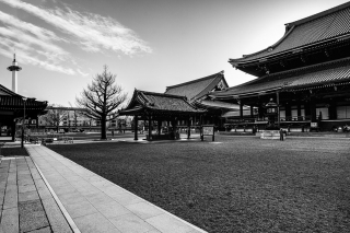 Nishi-Hongan-ji-Temple-Kyoto-Japan