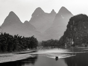 River-boat-Yangshuo-China