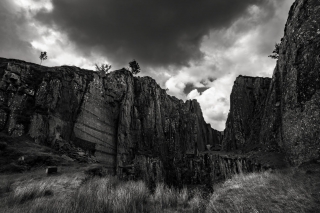 Sheer-rock-face-Mount-Snowdon