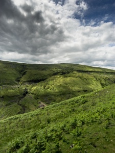 Sunshining-on-Swaledale-Yorkshire-Dales-The-Great-British-Countryside