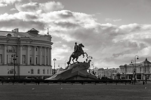 The-Bronze-Horseman-Statue-St.Petersburg-Russia