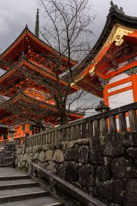 Two-temples-Kiyomizu-dera-shrine-Kyoto